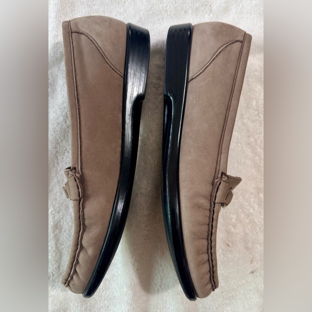 SAS Women’s Brown Leather Loafers Slip-Ons Size 9 - Picture 7 of 7